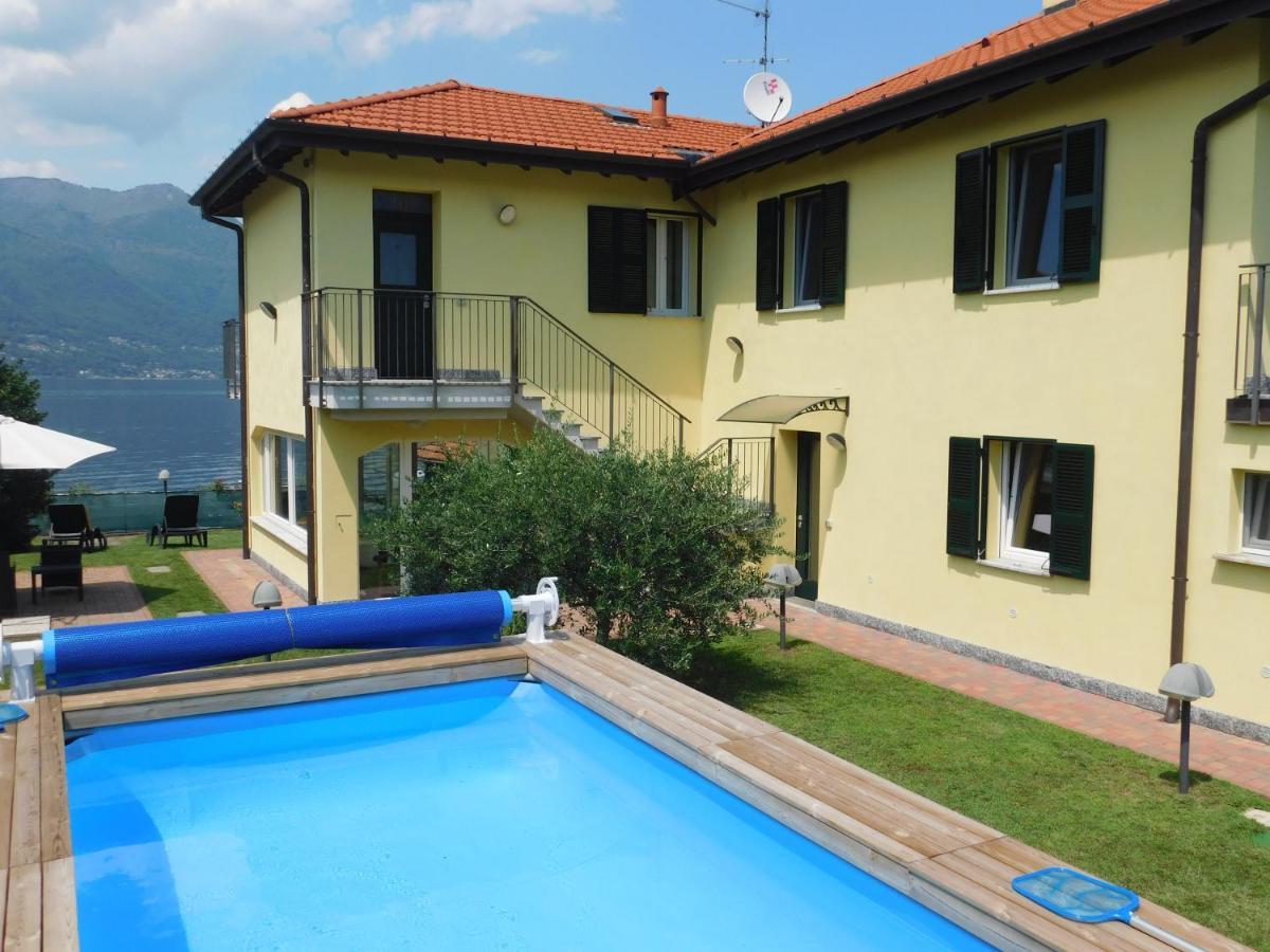 Vila Haus Am See Porto Valtravaglia Exteriér fotografie