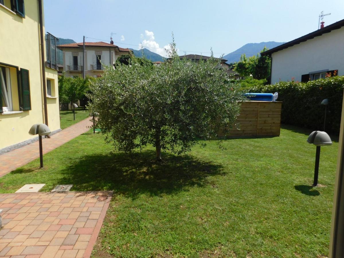 Vila Haus Am See Porto Valtravaglia Exteriér fotografie